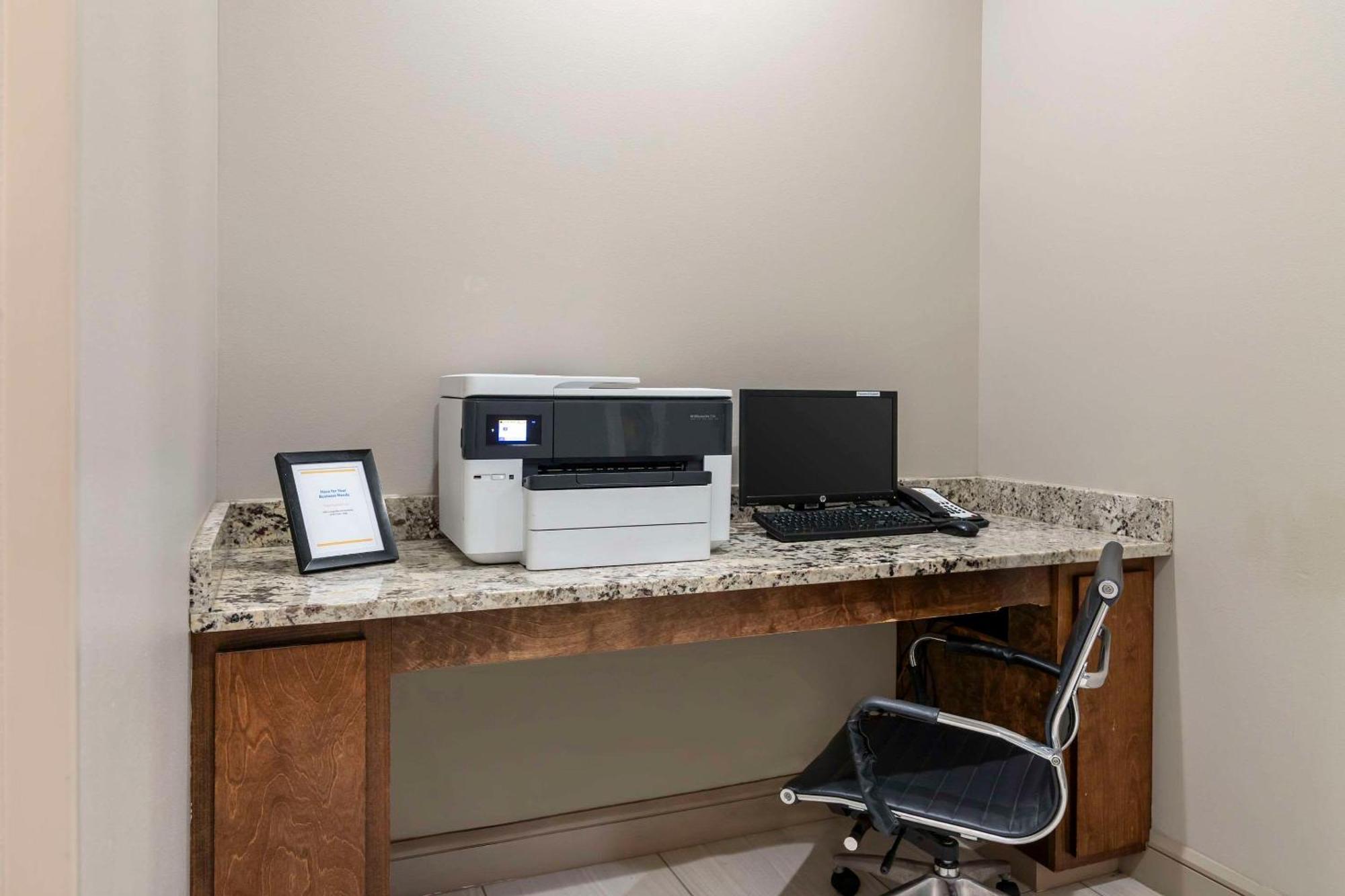 Comfort Inn & Suites Valdosta Zewnętrze zdjęcie