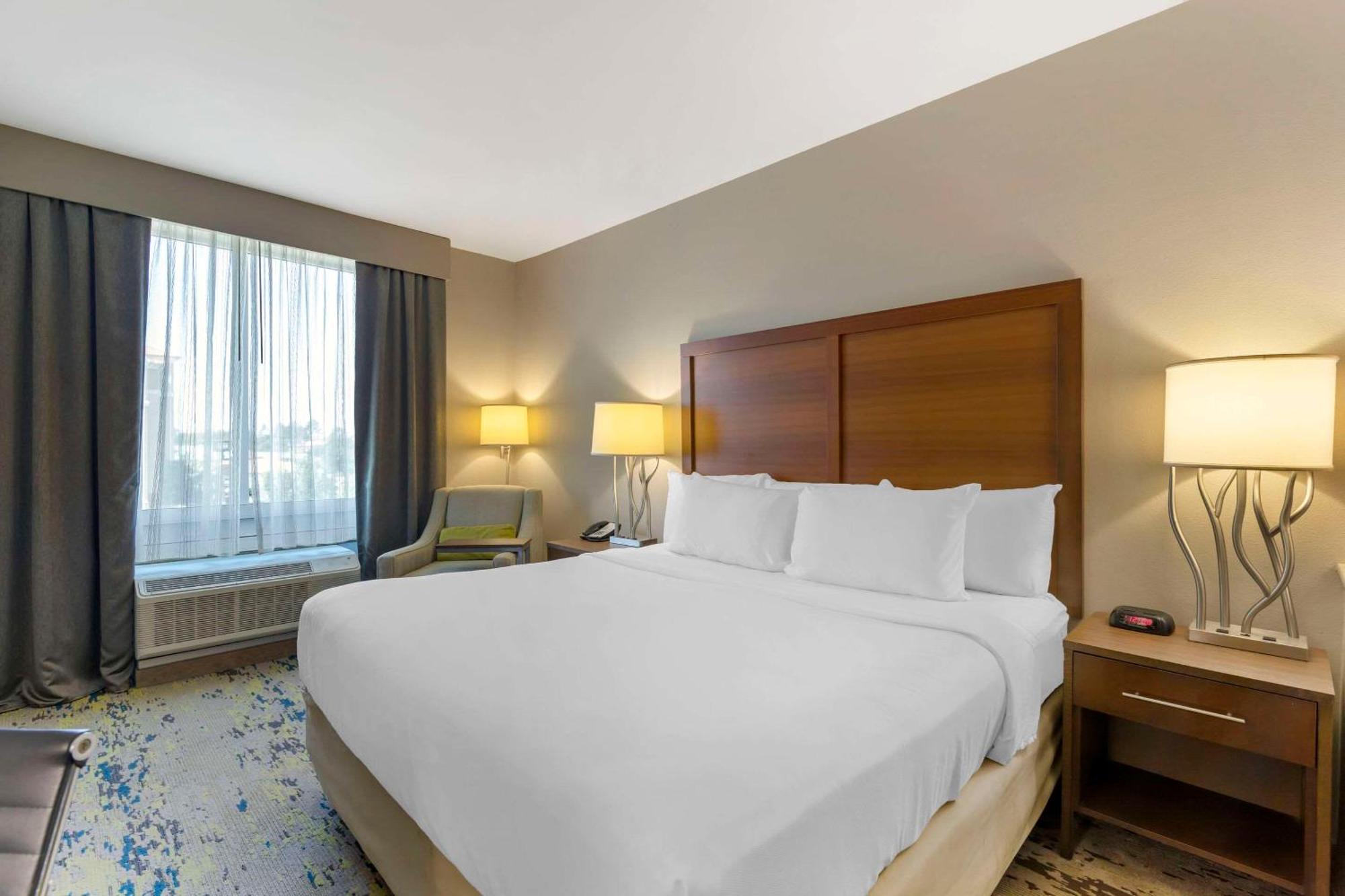 Comfort Inn & Suites Valdosta Zewnętrze zdjęcie