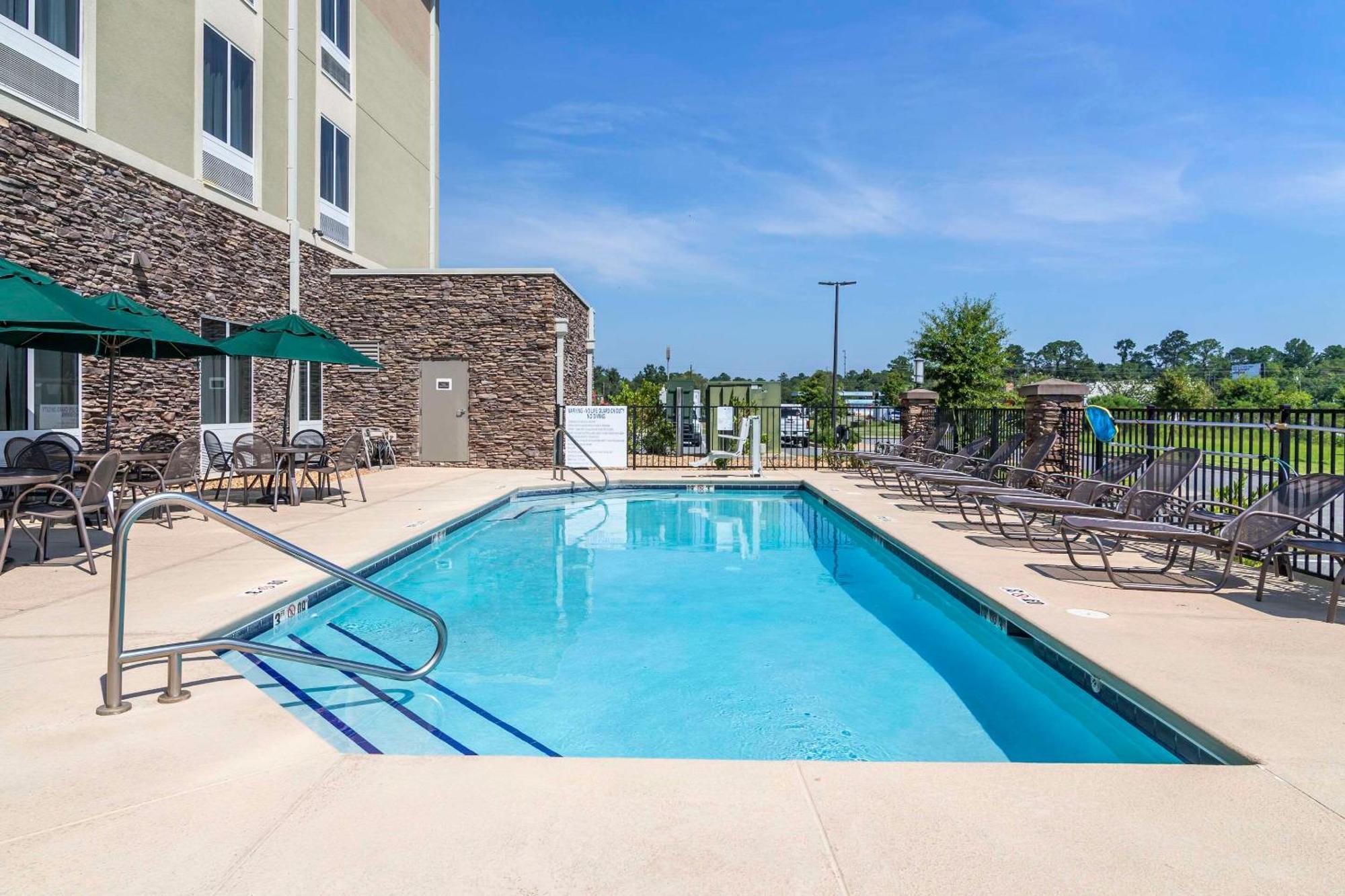 Comfort Inn & Suites Valdosta Zewnętrze zdjęcie